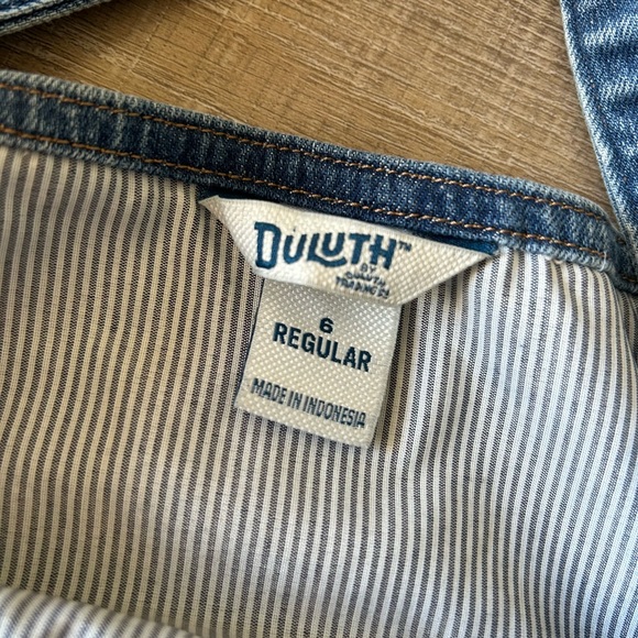 Duluth Trading Overalls Womens 6 blue denim Gardening Bibs Stretch Work Tie EUC - Picture 2 of 14